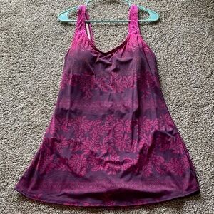 🖤 Islander Women’s One-Piece Swim Dress in Fuchsia and Plum